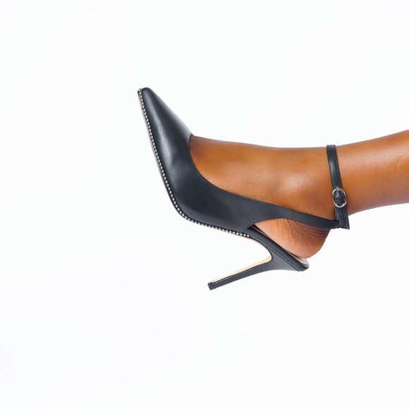 Black leather sling backs - Picture 2 of 4